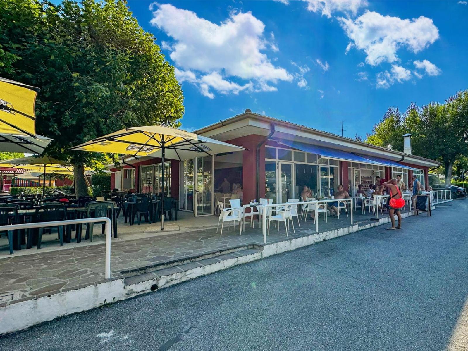 Sereno Camping Holiday Moniga del Garda Exterior foto